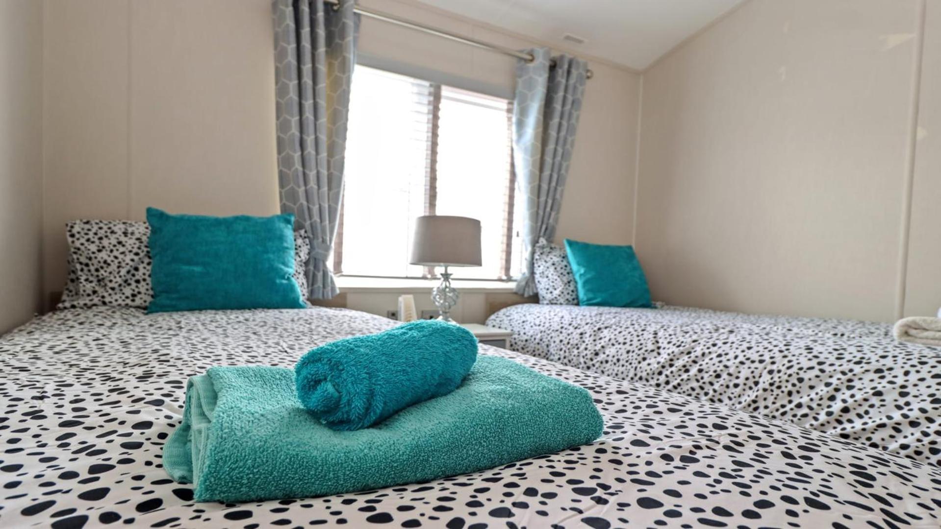 33 Beach Retreat Lodge Pevensey Bay Holiday Park Buitenkant foto