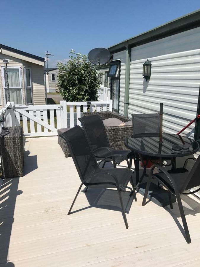 33 Beach Retreat Lodge Pevensey Bay Holiday Park Buitenkant foto