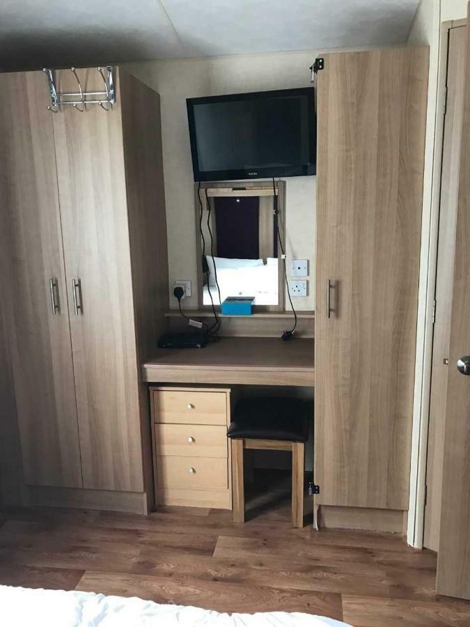 33 Beach Retreat Lodge Pevensey Bay Holiday Park Buitenkant foto